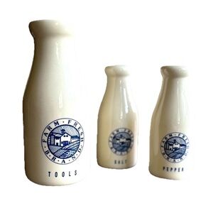 Vintage Farm Fresh Brands Ceramic Tools Salt Pepper Shaker Kitchen Set